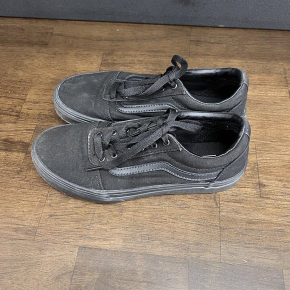 Vans Old Skool Triple Black Low Top Lace Up Shoes Size 4.5 - Picture 2 of 6